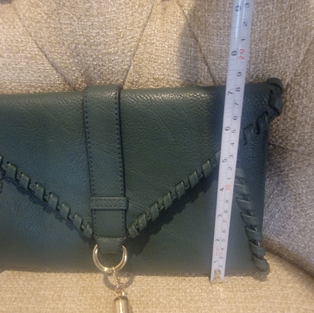 Francesca's dark green clutch - Picture 3 of 4